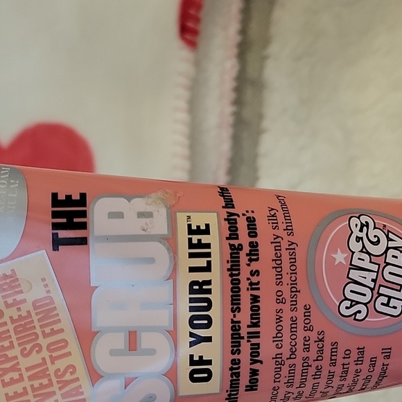 Never used Soap & Glory body scrubs - Picture 2 of 4